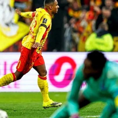 Lens recupera liderança da Ligue 1 com vitória apertada sobre o Auxerre