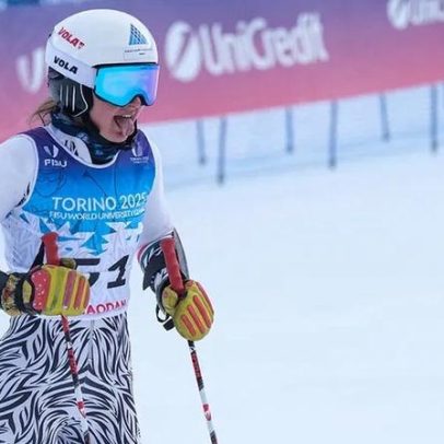 Irmãos Guerillot em bom desempenho no GP Internacional de esqui alpino em Font Romeu