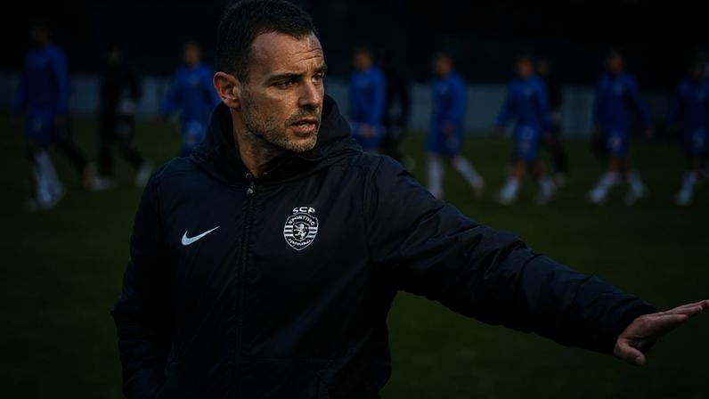 João Gião, treinador do Sporting B