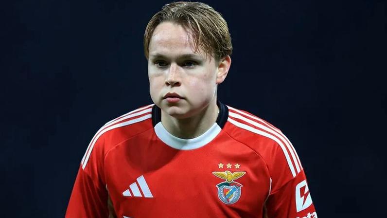 Schjelderup mais longe do Parma