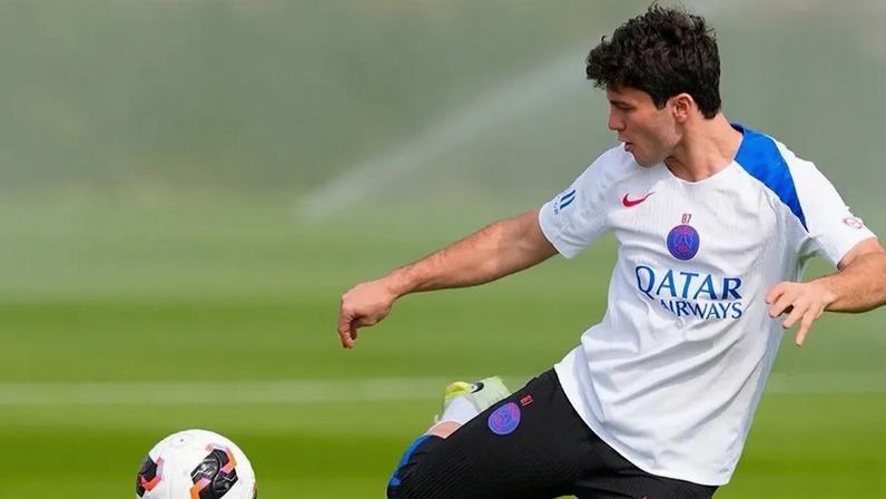 João Neves falha jogo em Alvalade