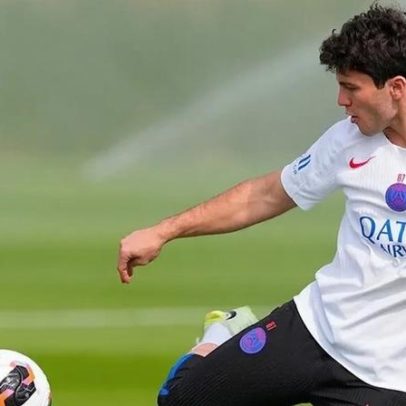 João Neves fora da convocatória do PSG para jogo com o Sporting