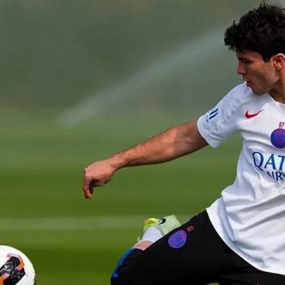 João Neves fica fora da convocatória do PSG para o jogo com o Sporting