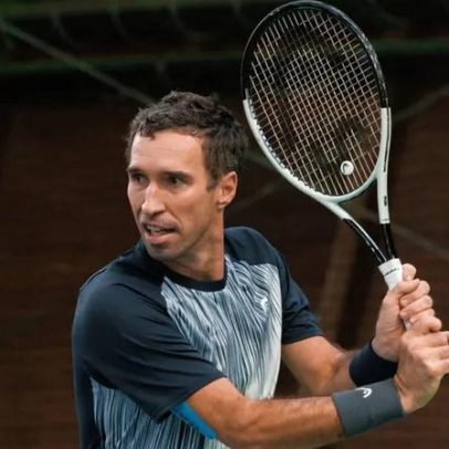 Kukushkin enfrenta Gastão Elias na primeira ronda do Indoor Oeiras Open I