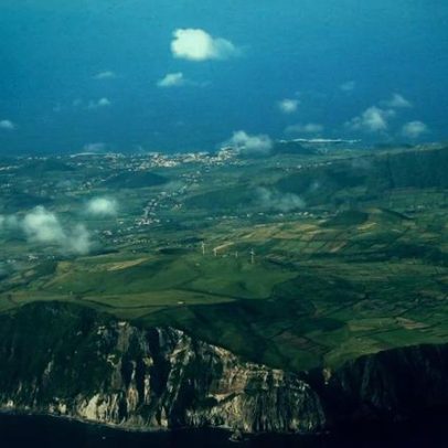 Ilha Graciosa cria primeira reserva municipal de ecossistemas de surf nos Açores