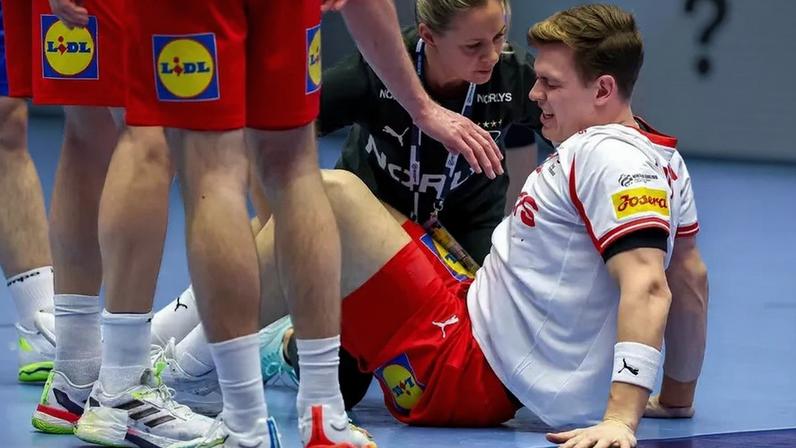 Lucas Jorgensen (Dinamarca) lesionado antes do jogo com Portugal no Europeu