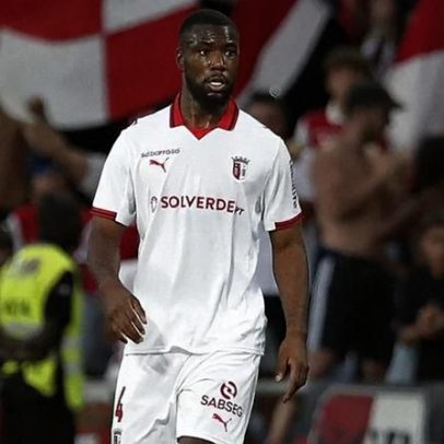 Fiorentina pergunta por Niakaté; Sp. Braga não admite empréstimo