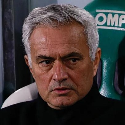Mourinho lamenta não ter dado ao Obrador o que ele merecia