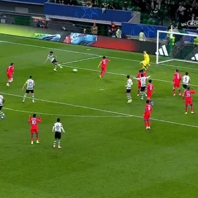 Golo de Suárez coloca Sporting à frente do PSG