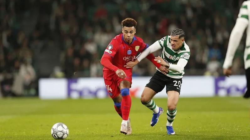 Maxi Araújo estreou penteado contra o PSG