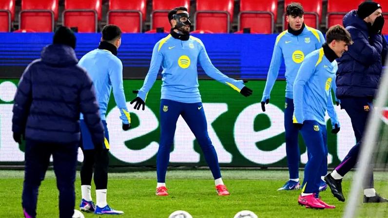 Barcelona prepara jogo com Raphinha, apesar das ausências de Cancelo e Yamal