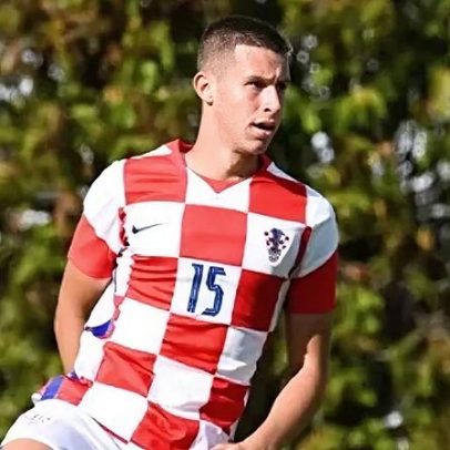 Rocco Zikovic reforça o eixo da defesa da União de Leiria