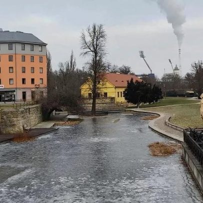 Frio intenso e relvado aquecido: o que o FC Porto enfrenta em Plzen
