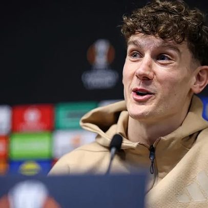 Ryan Yates ainda guarda camisola de João Moutinho, elogia-o