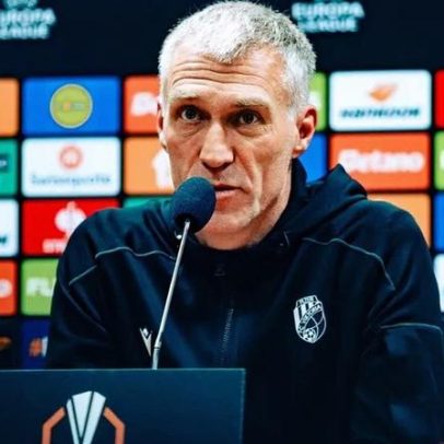 Treinador do Viktoria Plzen elogia FC Porto pela qualidade de Liga dos Campeões