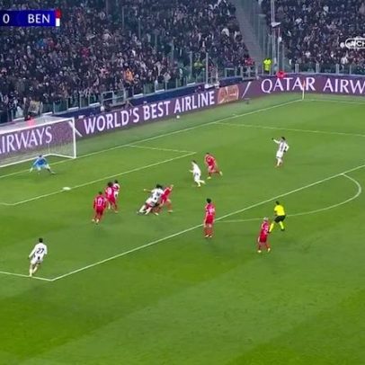 Golos de Thuram e McKennie deixam o Benfica em apuros em Turim