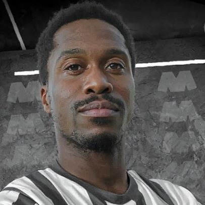 Jogador do Moncarapachense morre em campo durante jogo da Taça da AF Algarve