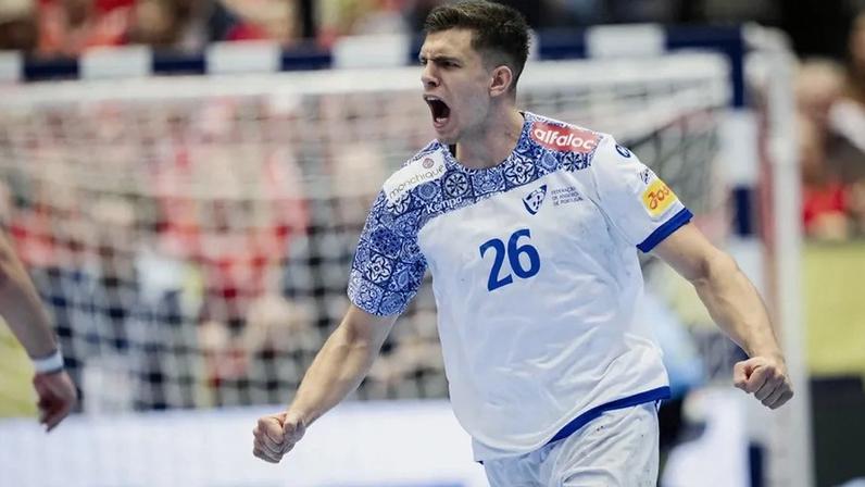 Kiko Costa ao serviço da Seleção Nacional