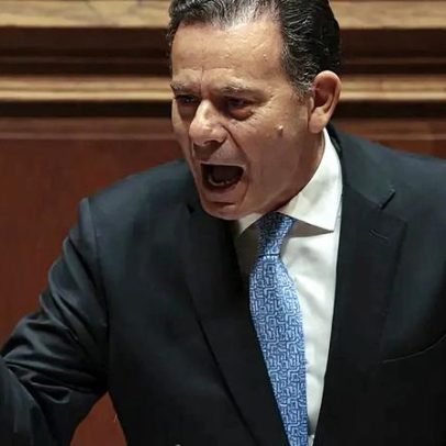 Utilizador do X responde a queixa de Luís Montenegro