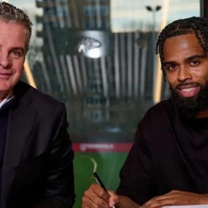 Feyenoord confirma contratação de St. Juste por temporada e meia