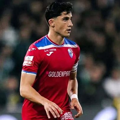 Zé Carlos a caminho de estatuto único no plantel do Gil Vicente