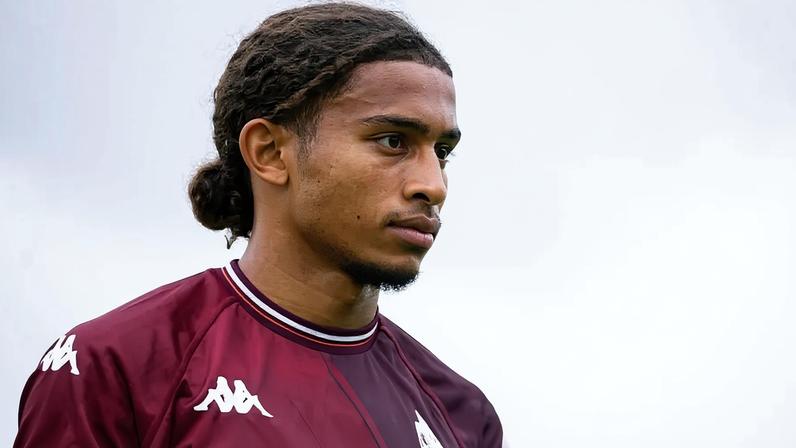 Tahirys dos Santos, jogador do Metz