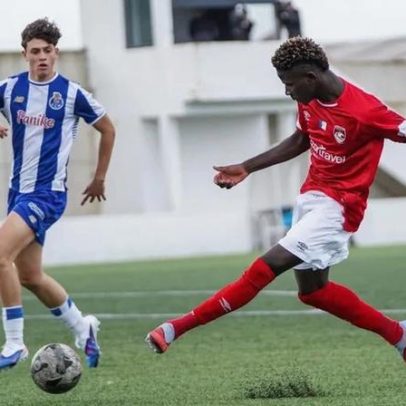 FC Porto empata com o Santa Clara num duelo imprevisível