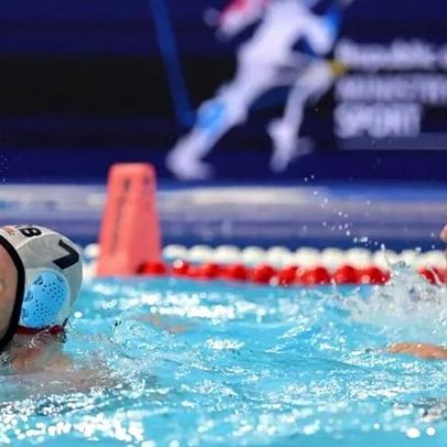 Sérvia vence e torna-se campeã europeia de polo aquático oito anos depois