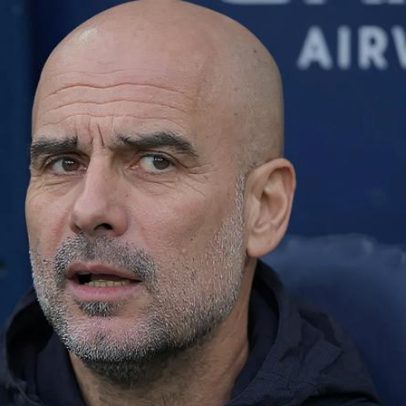 Ex-árbitro inglês critica Guardiola, descrevendo momento intenso