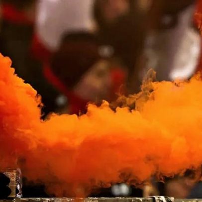 Confrontos entre ultras sérvios e croatas deixam 18 feridos e quase 100 detidos