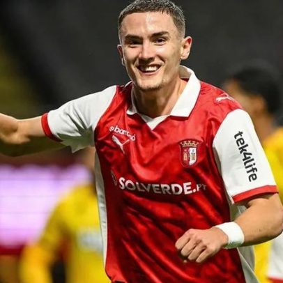 Lagerbielke volta ao onze na Holanda
