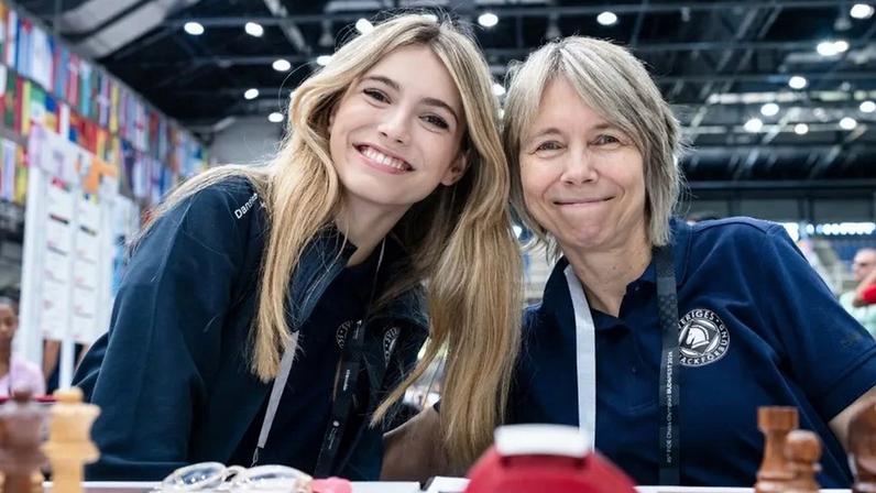 Anna e Pia Cramling são presença frequente nas redes sociais