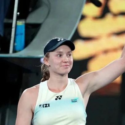 Elena Rybakina volta à final do Open da Austrália após três anos