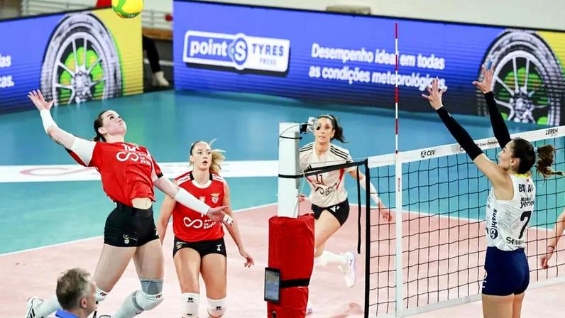 Benfica perde com Fenerbahçe na Champions feminina de voleibol