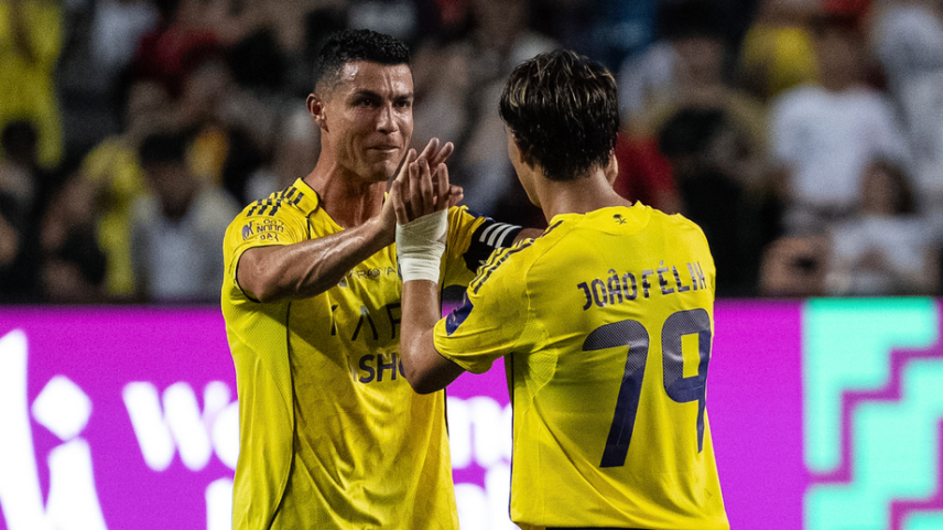 Cristiano Ronaldo e João Félix festejam golo do Al Nassr