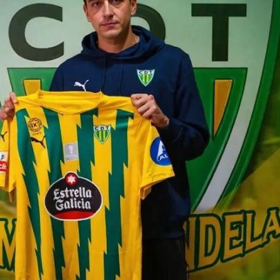 João Silva é oficializado no Tondela