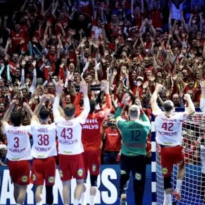 Dinamarca e Alemanha na final do Europeu