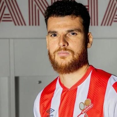 Matheus Costa é reforço do Leixões