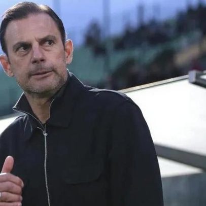 Sotiris Silaidopoulos mantém confiança apesar da contestação