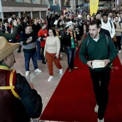 Imagens da chegada da Seleção Nacional após histórico Europeu de andebol