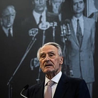 Cavaco Silva chocado com alegada tentativa de apropriação de Sá Carneiro