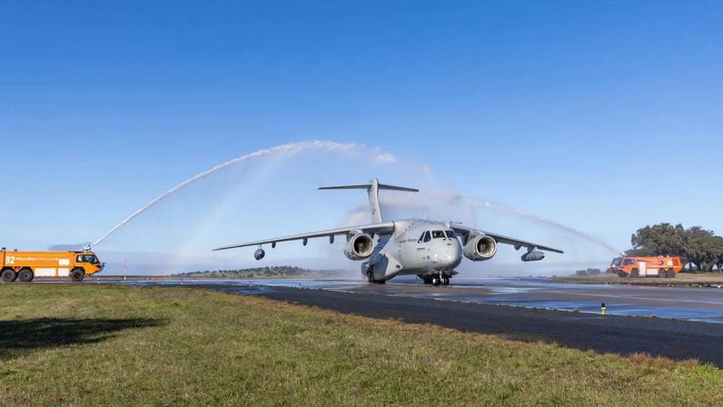 Histórico: Força Aérea estreia em Beja sistema que permite abastecer aviões nos céus