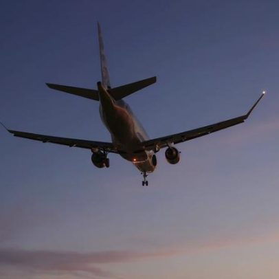 Família expulsa de voo da Air France por disputa de lugares