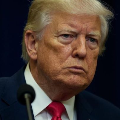 Teerão avisa bombardear bases americanas na região se Trump atacar