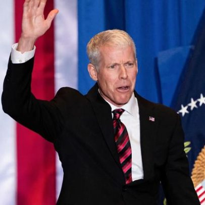 EUA mantém controle sobre venda de petróleo venezuelano indefinidamente