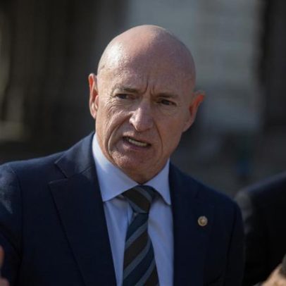 Senador processa Pete Hegseth e Pentágono: Ilegal e inconstitucional