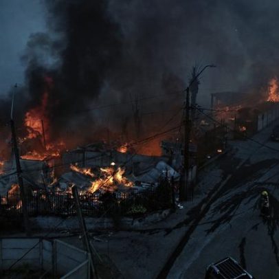Incêndios no Chile já provocam 15 mortos e evacuações em massa