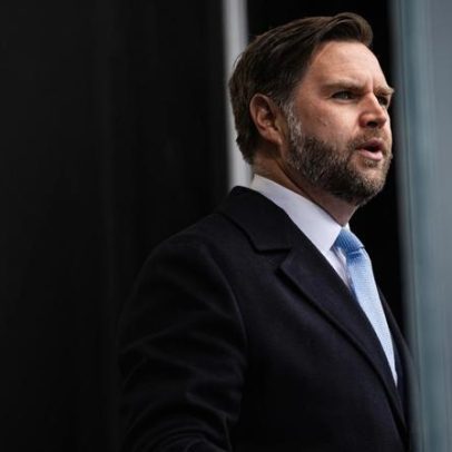 Vance critica o caos em Minneapolis como consequência da extrema-esquerda