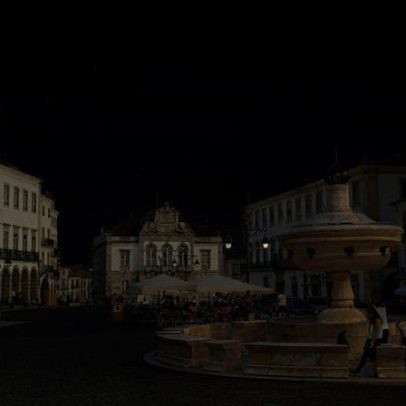 Juramento de Bandeira leva cerimónia militar à Praça de Giraldo, Évora