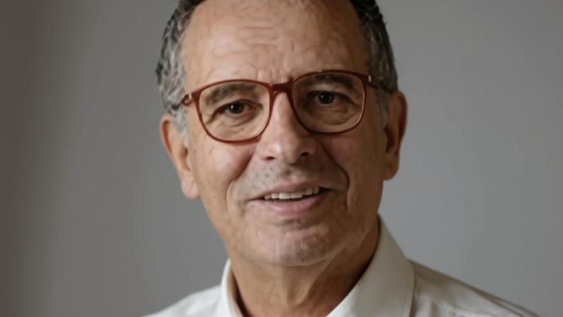 Ex-adjunto com novo advogado em caso de abuso sexual de menores